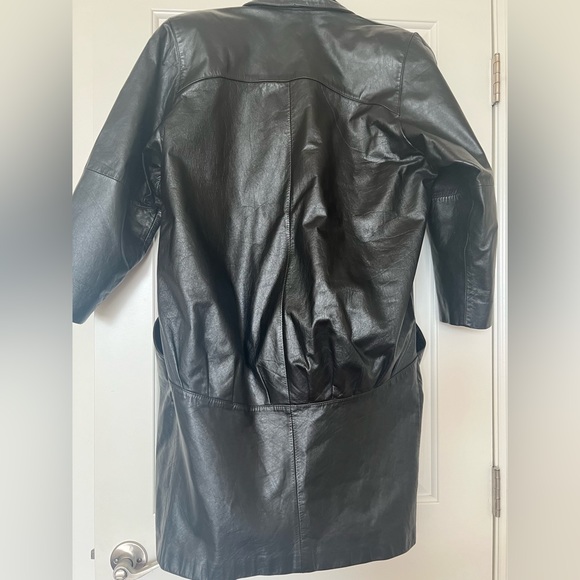 Wilsons Leather Womens Long Black Coat Shaw!
Collar Mid Length - Picture 6 of 17
